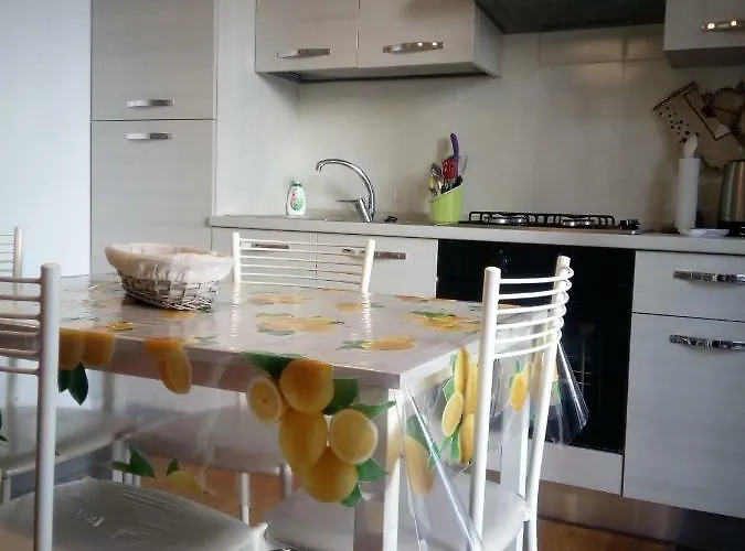 Tigullio Vacations Il Ciliegio * Leivi